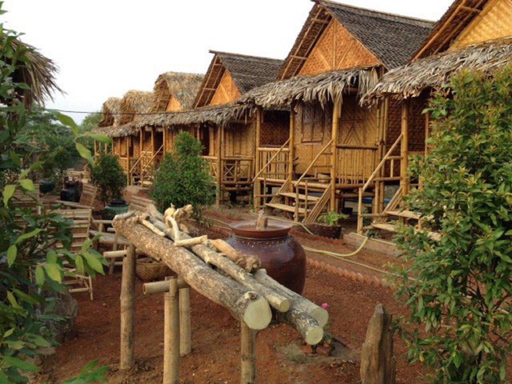 Bamboo House Apartment Bagan Exterior photo